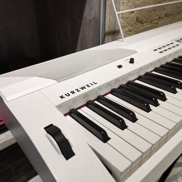 sintezator almaq: Elekto piano Kurzweil KA-90 Polifoniya:128 Klavişlər:88 Səslər:20 — 3