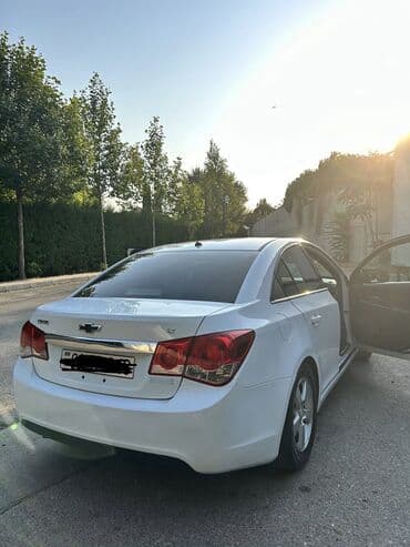 Avtomobil satışı: Chevrolet Cruze: 1.4 l | 2013 il 245 km Sedan — 3
