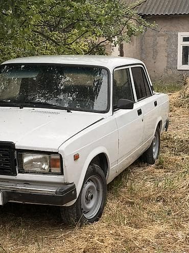 купить авто баку: VAZ 2107, 2009 ağ rəng, sedan kuzov. Klassik kvadrat dizayn, xrom — 2