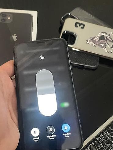 mini itx: IPhone 11, 128 GB, Qara — 4
