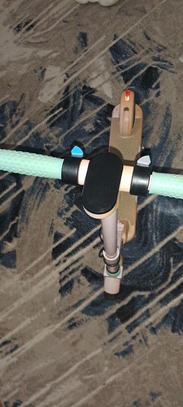 moped işlənmiş: Uşaq skuterı vacapda yazın. elektrik sureti 15 .sadece batereykada — 3