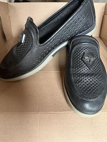 Ayaqqabılar: Məhsul: Kişi loafer ayaqqabısı - Rəng: qara - Ölçü: 41 (altlıqda — 2