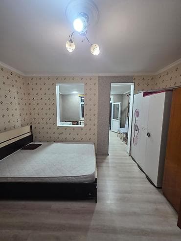 вилл: 2 комнаты, 35 м², Средний ремонт — 4