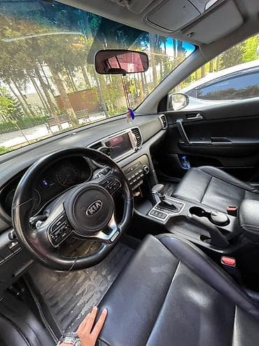w202 sport: Kia Sportage: 1.7 l | 2017 il Ofrouder/SUV — 5