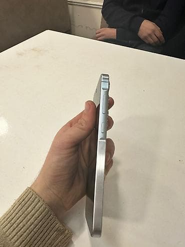 Kompüter, noutbuk və planşetlər: Samsung Galaxy A55, rəng - Gümüşü, İki sim kartlı — 3