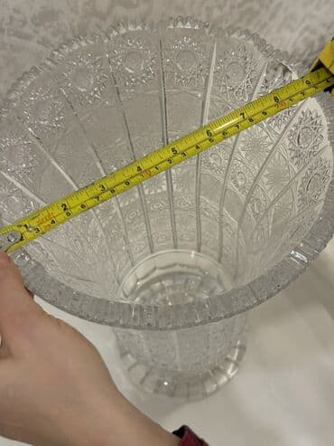 Hyundai: Bir vaza, Xrustal — 3