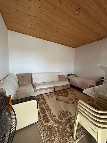 qusarda satilan evler: 6 sot torpaq sahəsi Novxanı bağları dənizə 600m yaxın • Ümumi sahə: 6 — 1