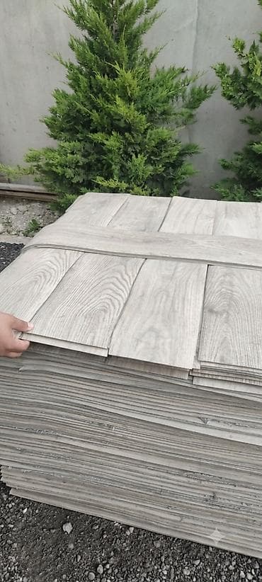 lilonum: LVT vinil pvc laminat doseme ucun satilir.Agac teksturalidir. 1 — 8