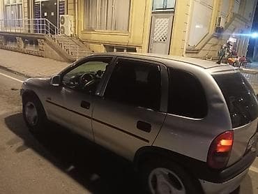 Продажа авто: Opel Corsa B hatchback - Kuzov: 5 qapılı hatchback, gümüşü rəng - — 1
