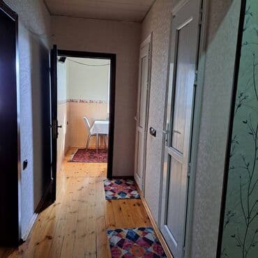 9 mikrorayon 3 otaqli evler: Bakı, 3 otaqlı, Köhnə tikili, m. Nəriman Nərimanov, 90 kv. m — 10