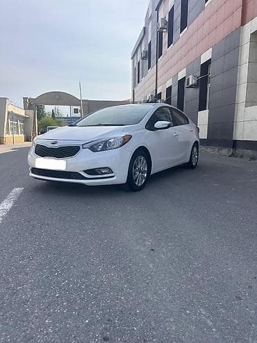byd satilir: Kia Cerato (Forte) sedan – ağ rəng, Azərbaycan nömrə nişanı 77-RT-173 — 6
