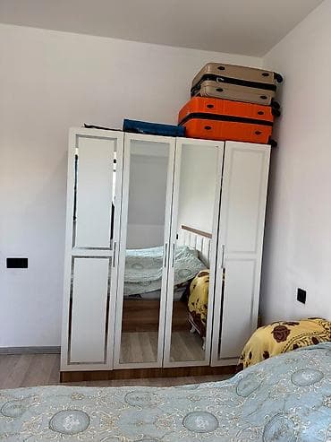 desti: 3 ay işlədilib. 650 manata satılır . Matras və əlavə döşək üstündə — 7