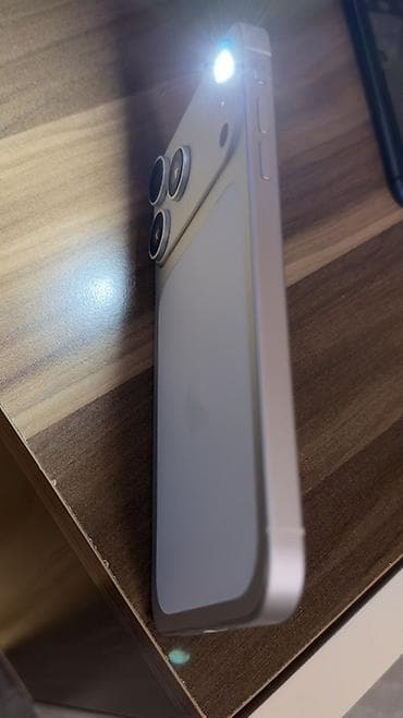 ayfon 13 qiymeti: IPhone 15, Gümüşü, Face ID — 2