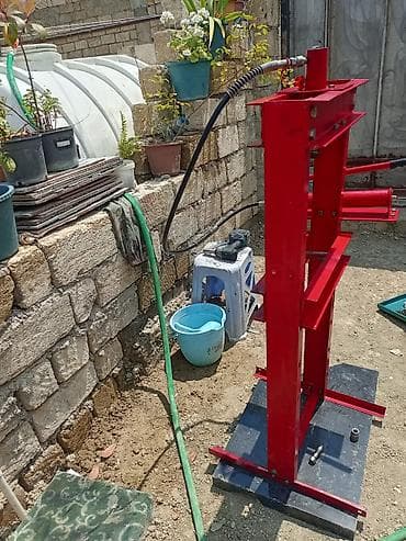qapi demir qapi seyf qapi: Hidravlik pres – stasionar karkaslı, əl ilə idarə olunan model - — 3