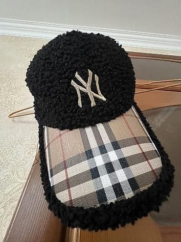 Baş geyimləri: Qışlıq papaq-kepka - Rəng: qara - Material: yumşaq boucle/tüklü parça — 2