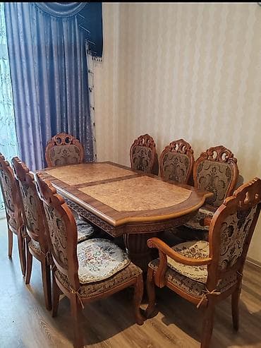 reception masa: Malaziya Masa desti satilir. Uzunlugu 1.70 Eni 0.95 Acilanda uzunluğu — 1
