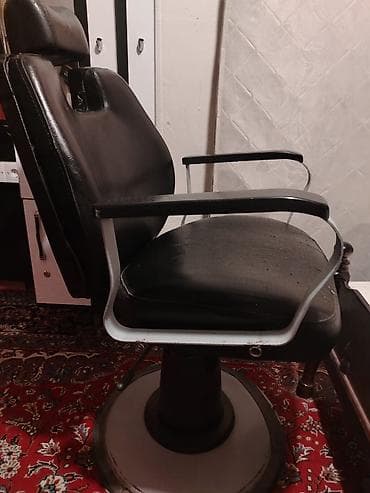 berber guzgu: Bərbər/kişilər salonu üçün işçi yerinin komplekti ikinci el hec bir — 5