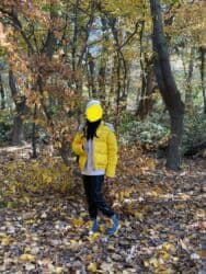 nişan donlari: Parlaq sarı rəngli kapüşonlu puffer gödəkçə usaq ucun. Her iki terefi — 4