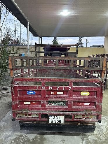 iwlenmiw tekerlerin satisi: Yükdaşıma üçün üçtəkərli motoqoşqu (kabinli) - Rəng: qırmızı, kabinli — 3