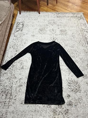 Qara məxməri don - Material: yumşaq, parıltılı məxmər parça - Rəng