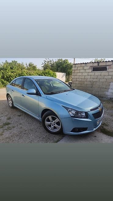 lider teker: Chevrolet Cruze: 1.4 l | 2012 il 276500 km Sedan — 6