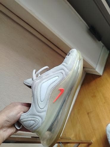 stringer alt paltarı: Nike Air Max 720 kişi idman ayaqqabısı - Rəng: açıq boz üstlük — 1