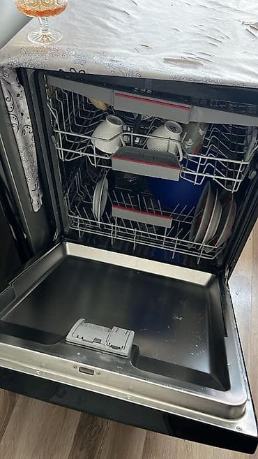 en ucuz notebook nerede: Qabyuyan 2 ildir alinib tecili satilir 390 azn 1200 azn alinib — 2