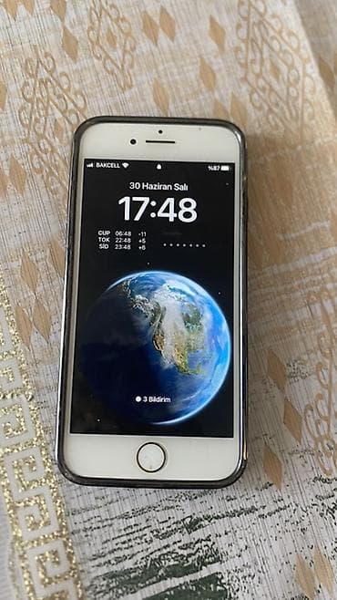 iphone mini 13: IPhone 8, Ağ, Barmaq izi — 3