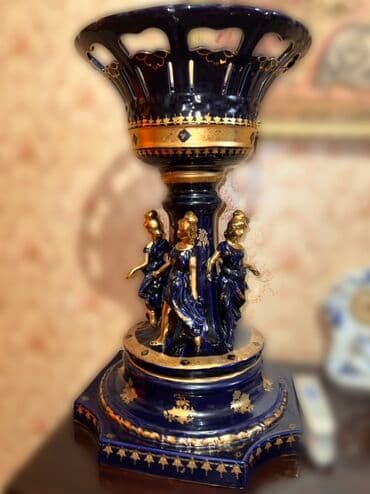 kalidor ucun alcipan fiqurlari: Bir vaza, Farfor — 2