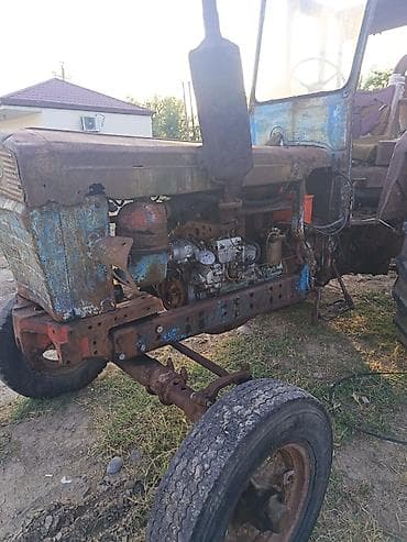 Biznes üçün avadanlıq: Sənaye və kənd təsərrüfatı üçün kombinə edilmiş qurğu: təkərli traktor — 5