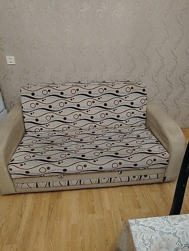 islenmis taxt: Di̇van-kravat, İşlənmiş, Açılan, Bazalı, Vеlur parça — 1