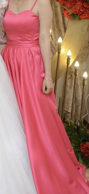 38-40beden 1defe geyınılıb 90azn.tıkılmedi. …… lalafo.az -da 38-40beden 1defe geyınılıb 90azn.tıkılmedi. ……