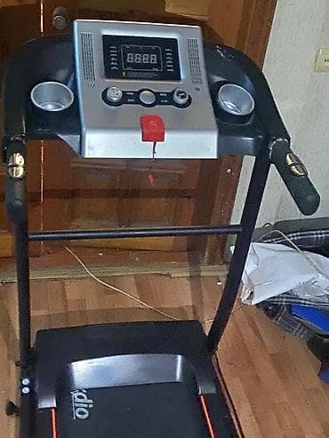 Elektrikli qaçış yolu (treadmill) - Rəqəmsal LED displey: sürət — 2