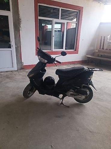 sinler ve diskler type 1: Şəhər içi rahat hərəkət üçün kiçik həcmli skuter. Xüsusiyyətlər: - — 3