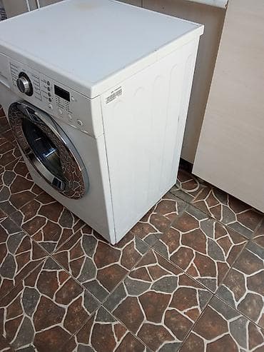 paltar yuyan mawln: Paltaryuyan maşın LG, 8 kq, İşlənmiş, Avtomat, Qurutma var, Pulsuz çatdırılma — 4