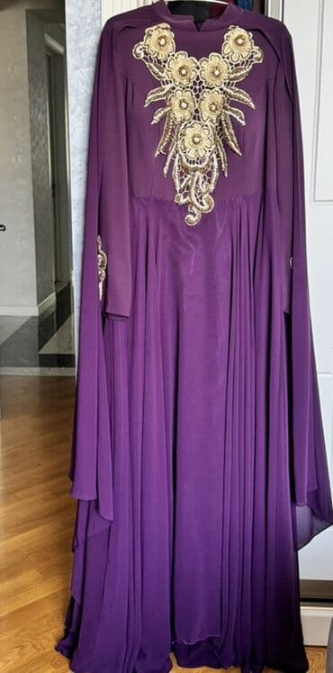 Bənövşəyi rəngdə uzun ziyafət/libas. - Parça: axıcı, yüngül şifon