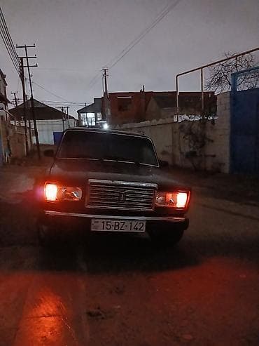 ij matoru: VAZ (LADA) 2107: 1.5 l | 2001 il 159325 km Sedan — 1