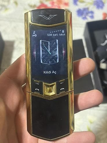 nokia e90 communicator: Vertu rəng - Qızılı, Düyməli — 3