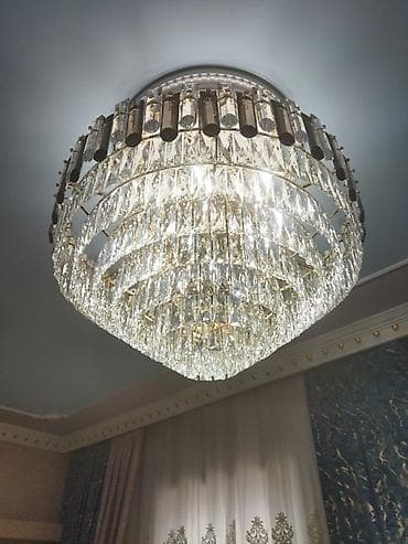 rum reqemli divar saatlari: Çılçıraq, 10 və daha çox lampa, Xrustal — 2