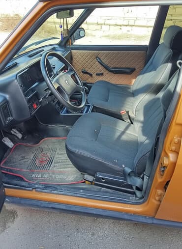 sürətlər qutusu: Tofas : 0.5 l | 1996 il 2500 km Sedan — 1