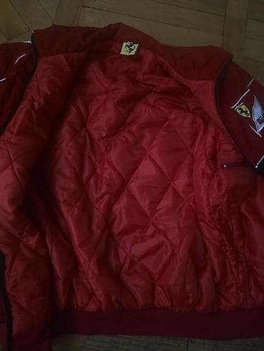 Orijinal Ferrari F1 jaketi. Çox yaxşı vəziyyətdədir, az geyinilib (3 — 4