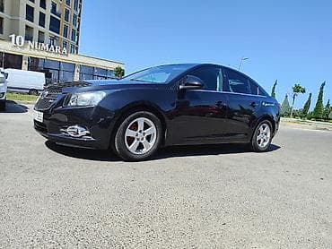 afdamabiler: Chevrolet Cruze: 1.4 l | 2012 il 228900 km Sedan — 3
