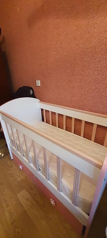 matraş: Uşaq beşiyi – ağ/çəhrayı dizayn - Material: taxta karkas, rəng: ağ və — 8