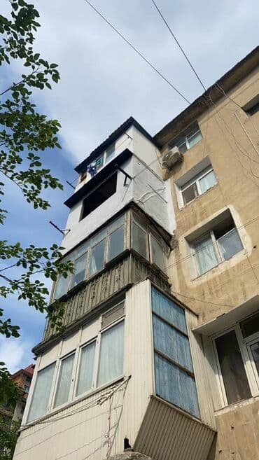 ustalar qrupu: Balkonlarin ✅️bağlanmasi; ✅️artirilmasi; ✅️karkasin svarkasi; — 3