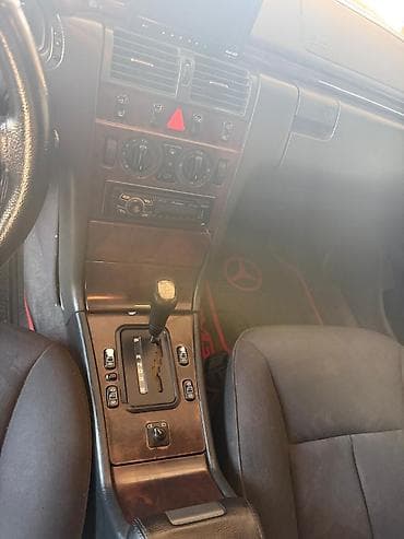 mercedes e class: Mercedes-Benz E‑Class W210 sedan - Kuzov: qara rəng, 4 qapı, orijinal — 5
