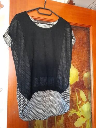 ağ qadın koftaları: Müxtəlif koftalar. Birinin qiyməti 10 man Разнообразные кофты, б/у — 1