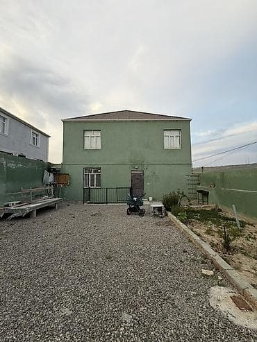 7 комнат, 240 м², Средний ремонт