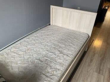 kreslo satilir: Rəxşəndə🦋 Çarpayi satılır. Qiymət 100 manat. Türk istehsalıdır. Yaxşı — 1