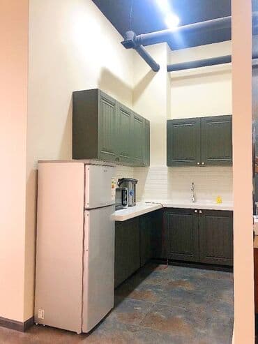 nerimanovda obyekt satilir: Nəsimi rayonu 28 may metrosuna yaxın 2 mərtəbəli,sahəsi 120 kv/m olan — 4