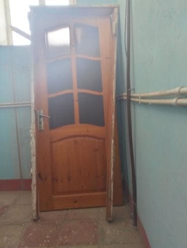 pol rəngləri: Salam.5 qapıdır 2si ayaqyolu hamam 3otaq qapısıdır 5 nide 150 manat — 2